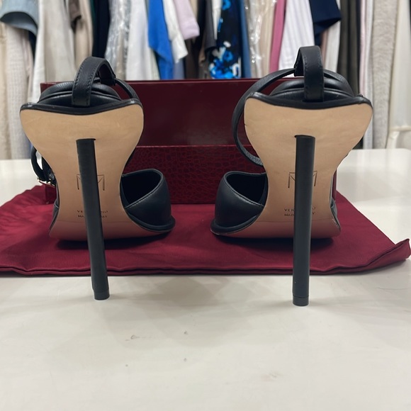 Tamara Mallon pillow top Desiree solitude stiletto. - Picture 5 of 8